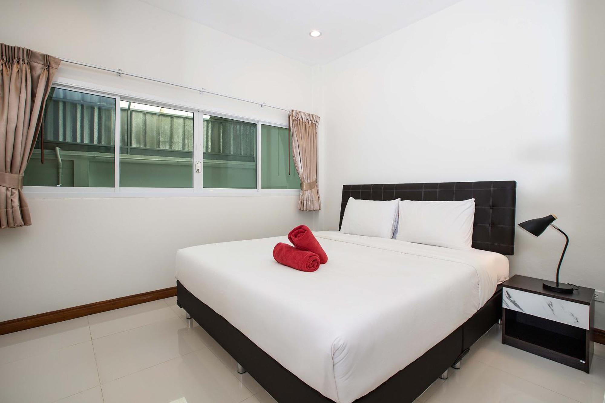 Family 2Br Villa Lancelot 3 With Jacuzzi Pool, Just 10 Min Drive Naiharn And Rawai Ban Saiyuan Dış mekan fotoğraf