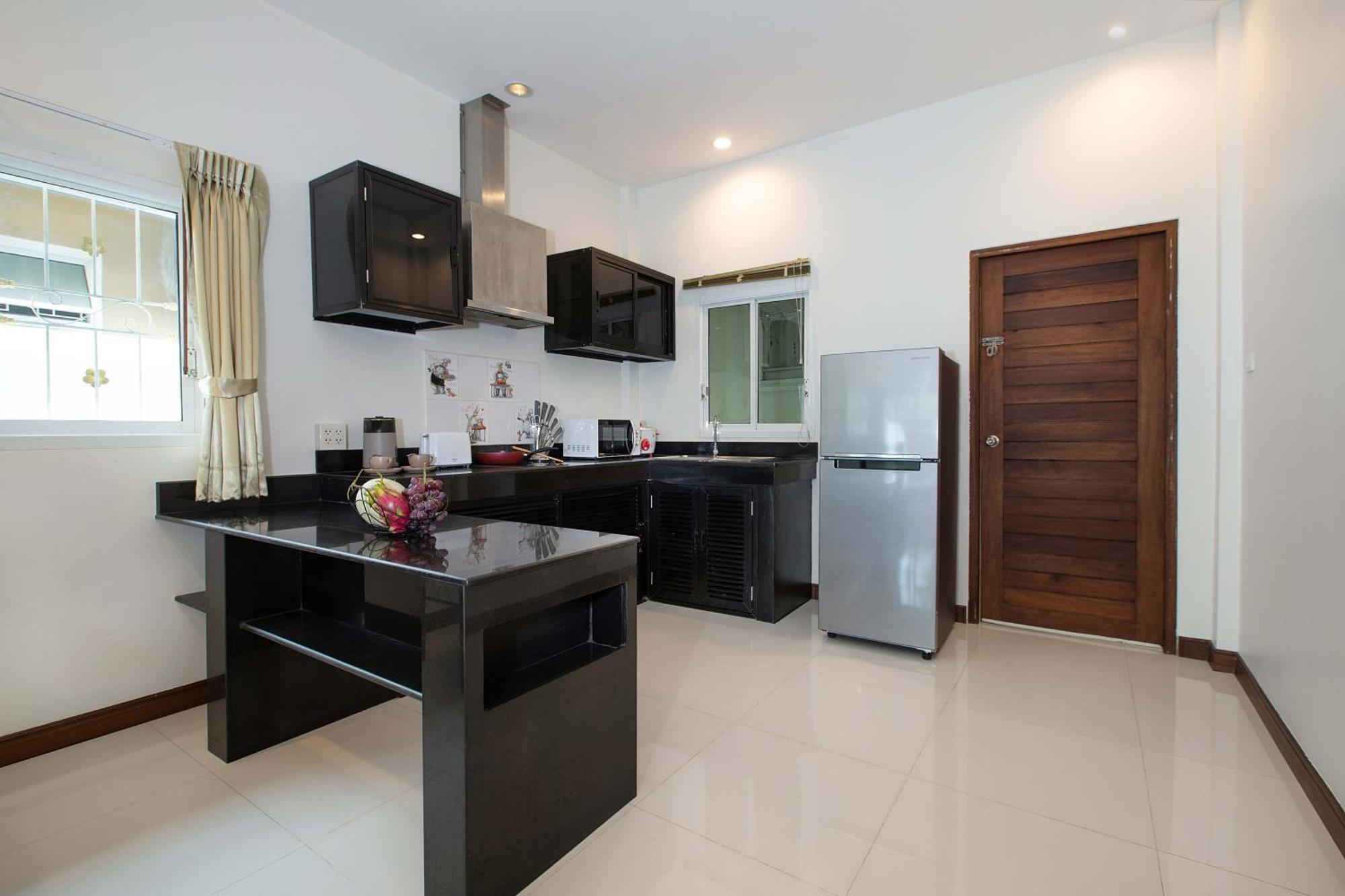 Family 2Br Villa Lancelot 3 With Jacuzzi Pool, Just 10 Min Drive Naiharn And Rawai Ban Saiyuan Dış mekan fotoğraf